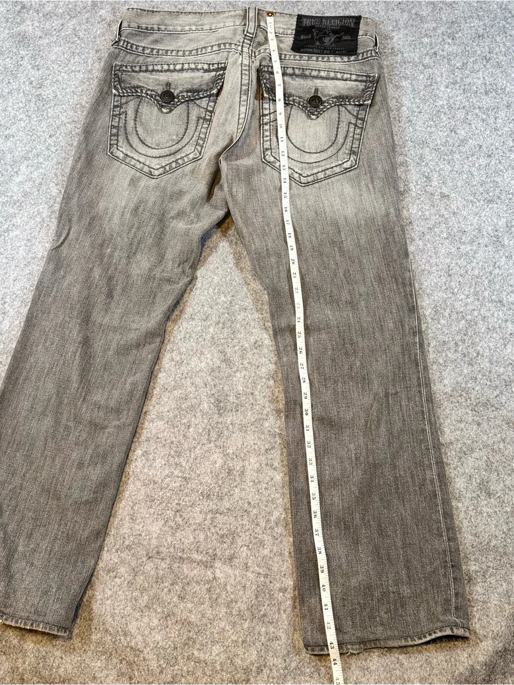 True Religion Ricky Big T Distressed Gray Jeans Size 34